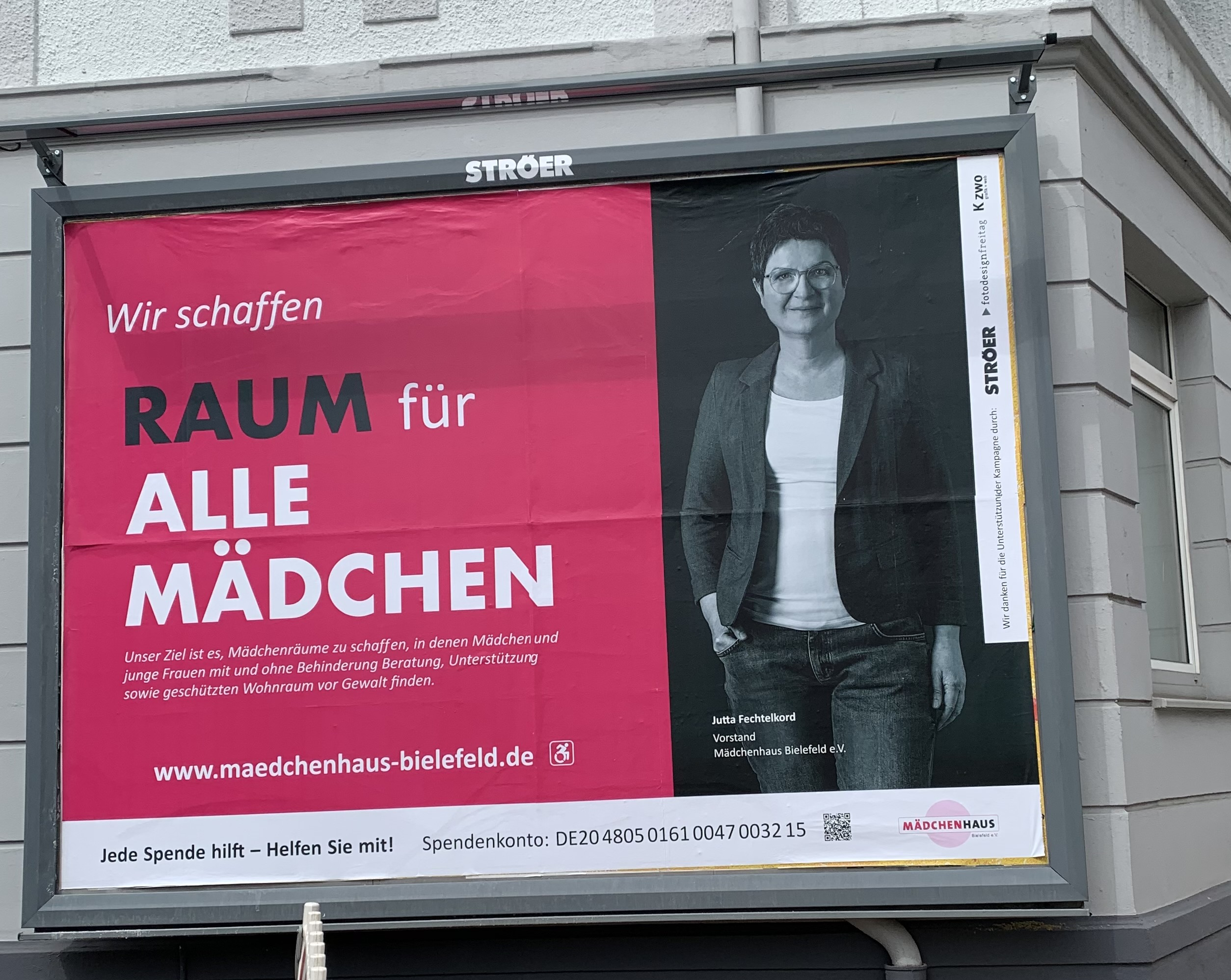 Mädchenhaus Bielefeld | Plakatkampagne | Wir schaffen Raum für alle Mädchen